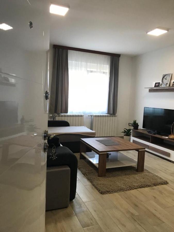 Mm Apartmani Beograd Eksteriør billede